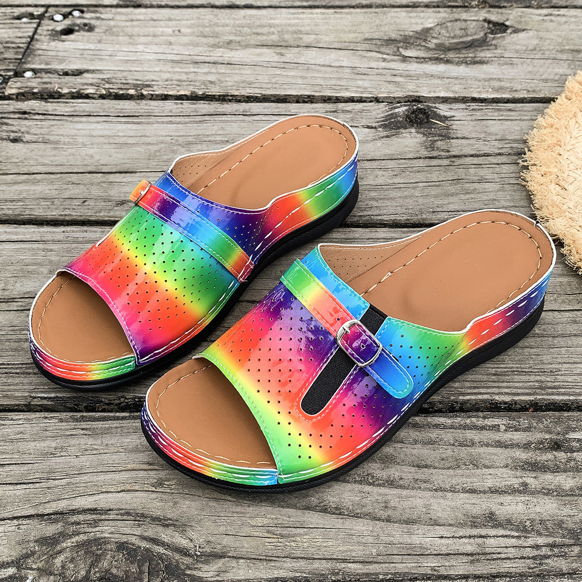 European And American Style Belt Buckle Stylish And Lightweight Slippers