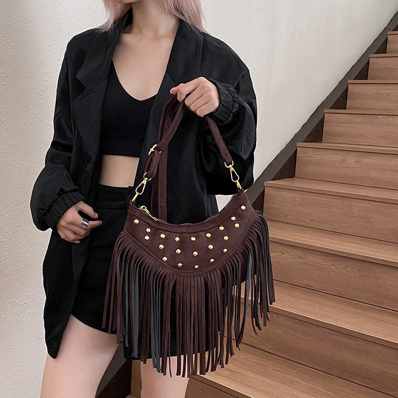 Retro Casual Tassel Large Capacity Rivet Shoulder Messenger Bag