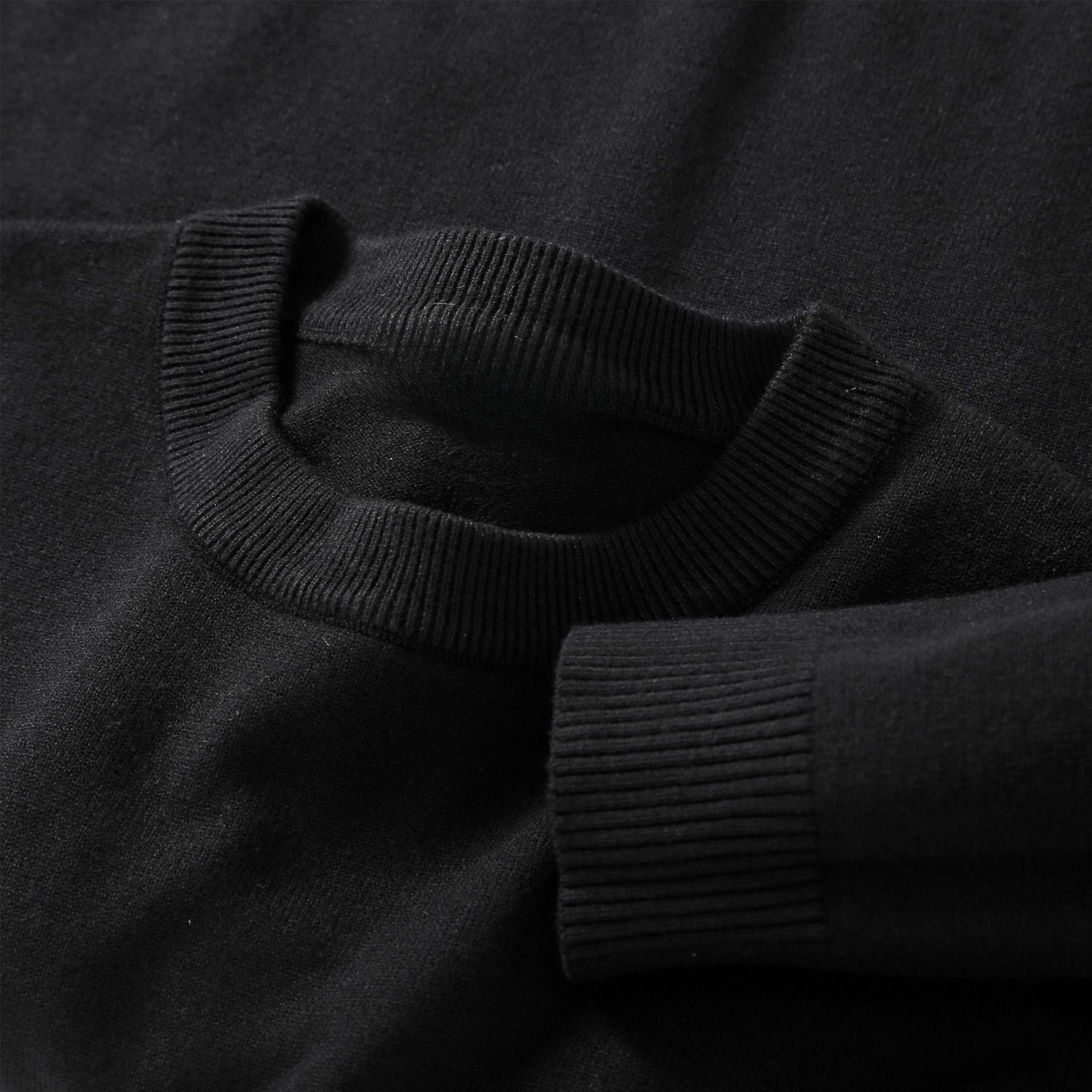 Autumn And Winter Bottoming Sweater Men