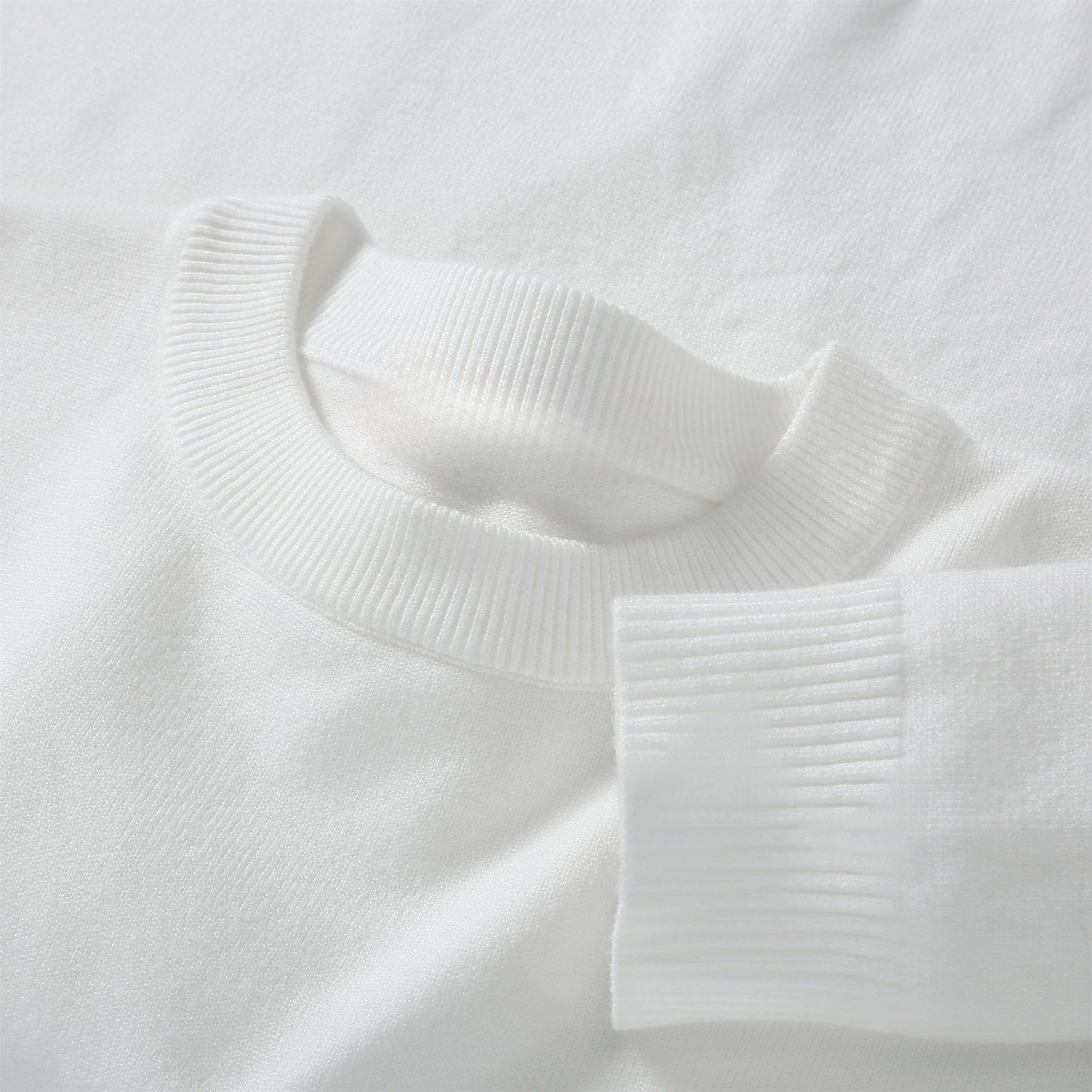 Autumn And Winter Bottoming Sweater Men