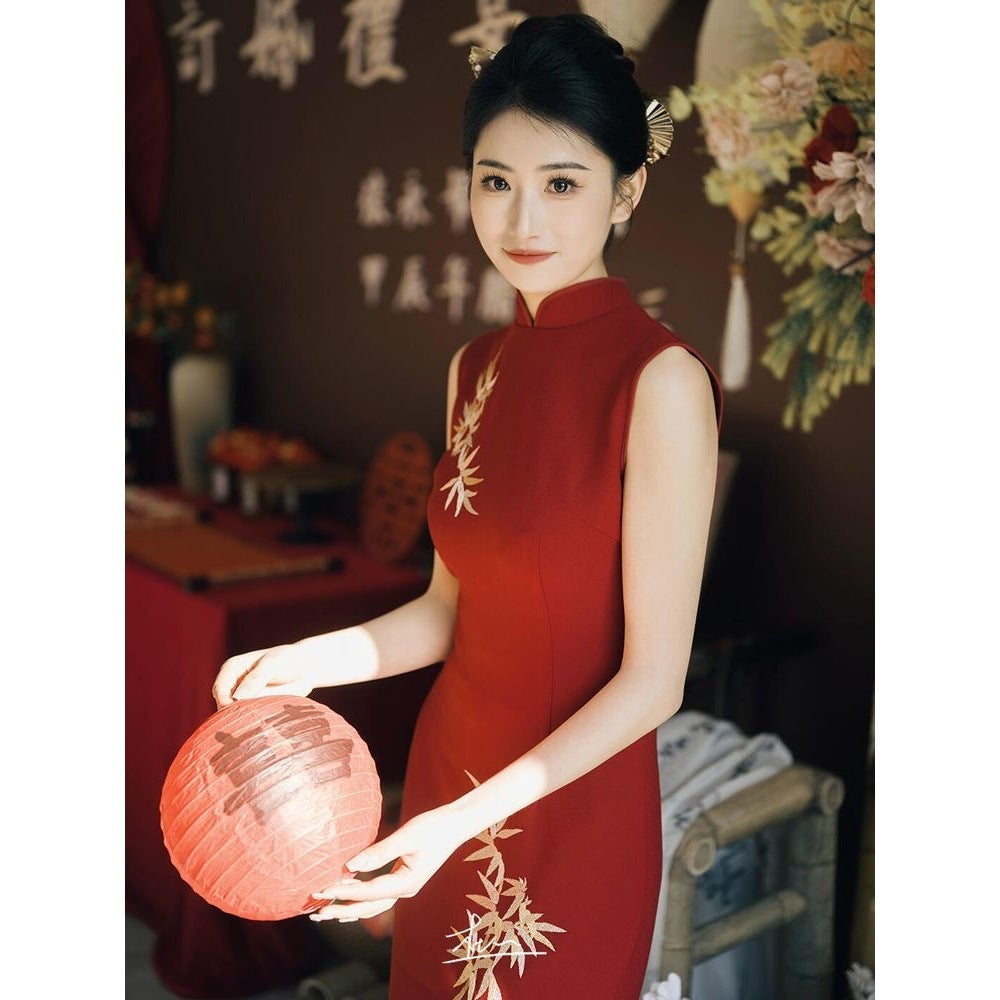 Long Women's Dress Embroidered Improved Cheongsam Expensive For Red Bamboo