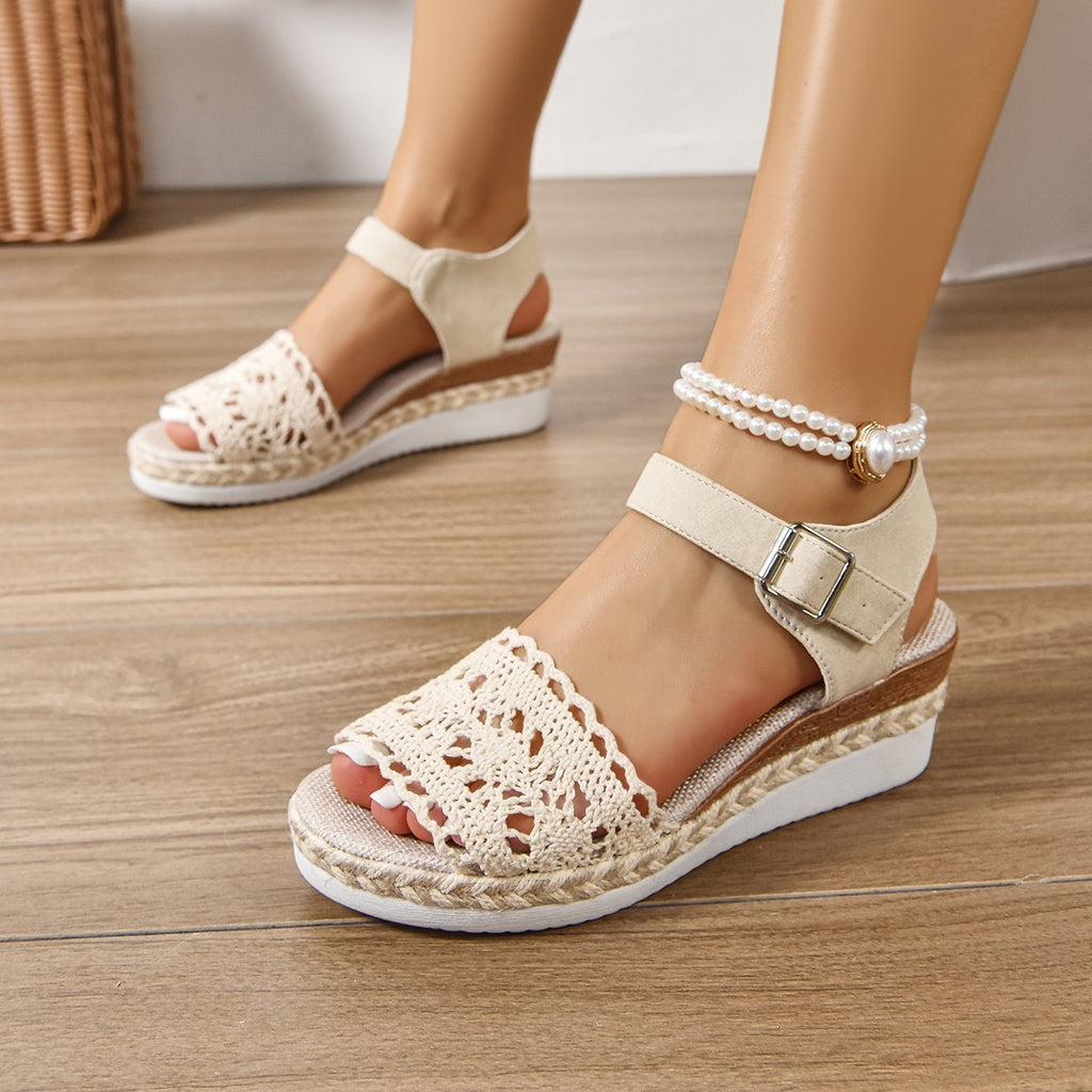 New European And American Peep Toe Fashion Comfortable Wedge Platform Buckle Strap Plus Size Sandals