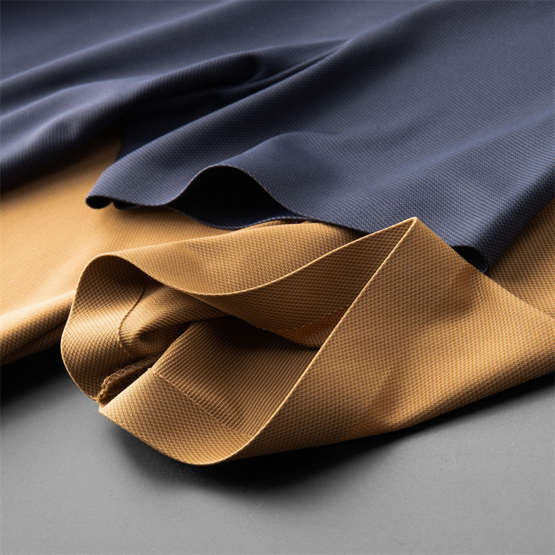 Summer Ultra-thin Silky Ice Silk Seamless Adhesive Short Sleeve Shirt Outfit