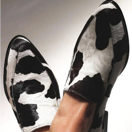 Women's Pointed Toe Shallow Mouth Cows Pattern Large Size Casual Shoes