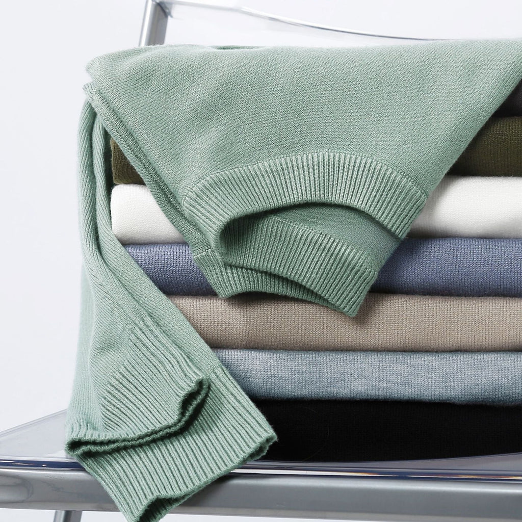 Autumn And Winter Bottoming Sweater Men