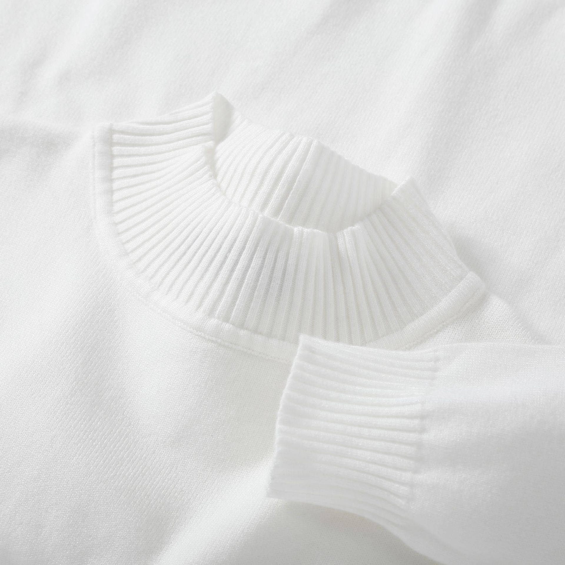 Autumn And Winter Bottoming Sweater Men